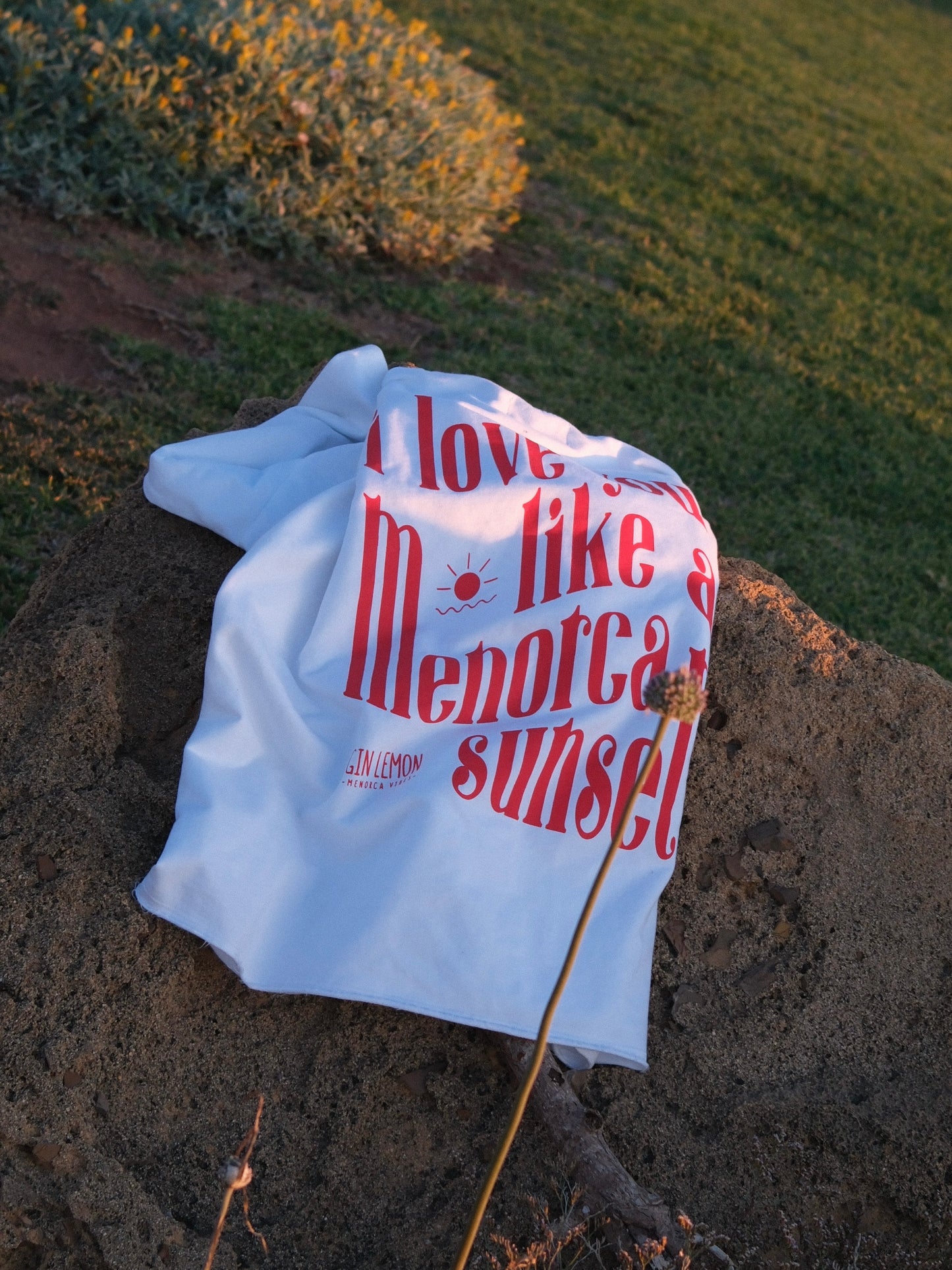 SUDADERA WHITE & RED SUNSET